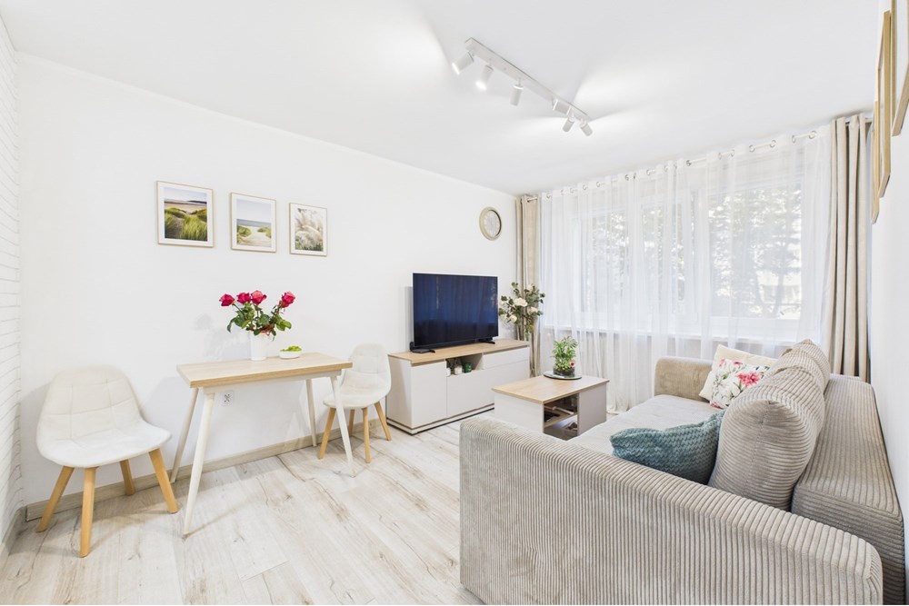 Mieszkanie - Sprzedaż - Koszalin, Polska - 1.jpg - 470281009-62