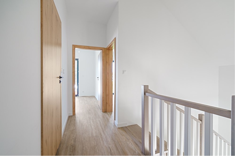 Dom jednorodzinny - Sprzedaż - Żółwin, Polska - 10_Żółwin-16.jpg - 810131039-184