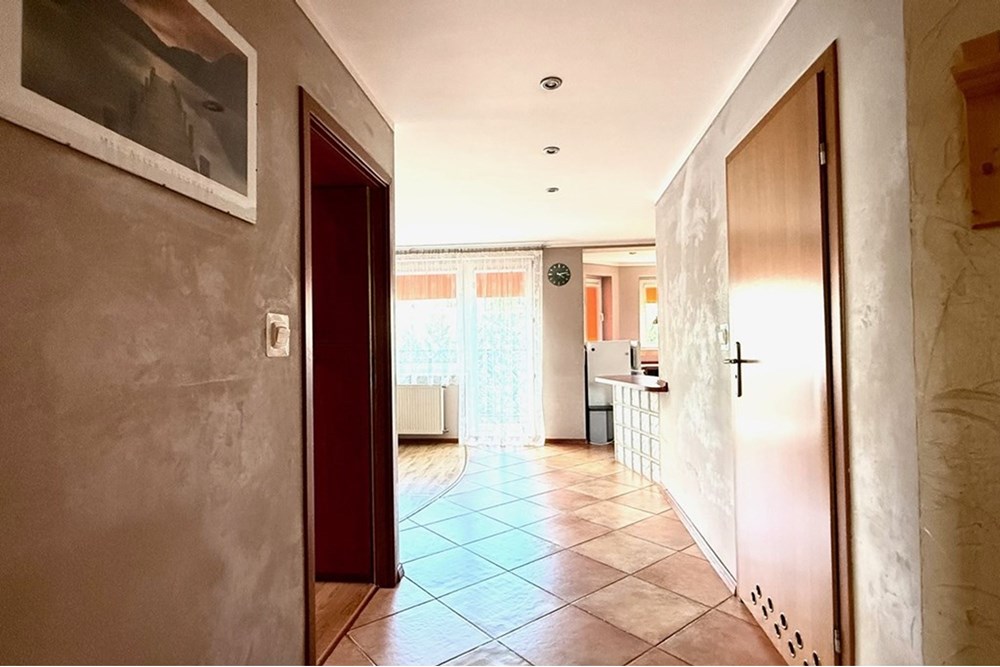 Mieszkanie - Sprzedaż - Bielsko-Biała, Polska - IMG_4462.jpeg - 470131040-414