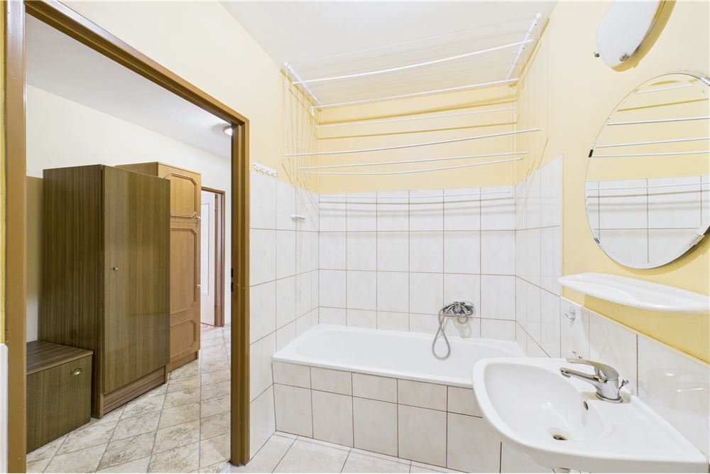 Mieszkanie - Sprzedaż - Kraków, Polska - 14 - 800241005-204