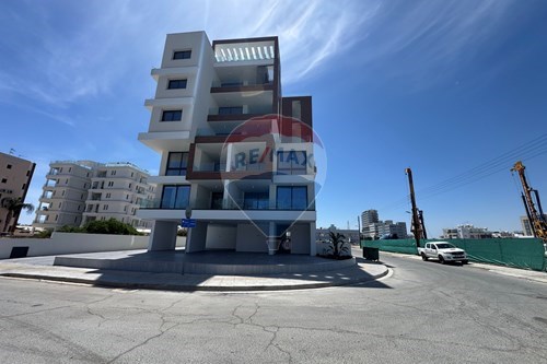 For Sale-Penthouse-Larnaca Municipality, Larnaca-480091017-437