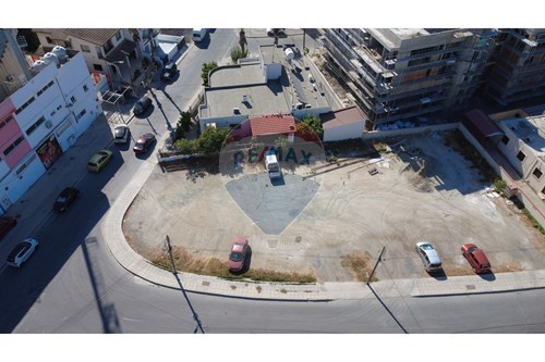For Sale-Plot-Sotiros  - Larnaca Municipality, Larnaca-480091004-128