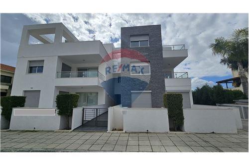 For Sale-Apartment-Agia Fylaxi  - Limassol City Center, Limassol-480031132-102