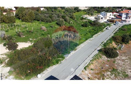 ขาย-แปลงที่ดินสำหรับการก่อสร้างอาคาร-Episkopi, Limassol-480031082-228