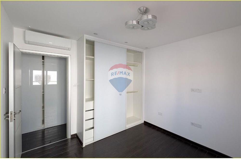 Prédio Habitacional - Casa Semi-destacada - Mesa Geitonia, Limassol - CY - bed 4.JPG - 480031028-6614