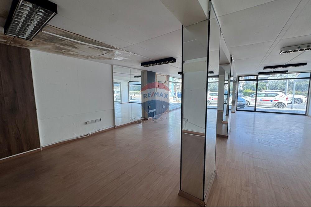 Commercial - Building - Larnaca Municipality, Larnaca - CY - IMG_0706.jpg - 480091017-325