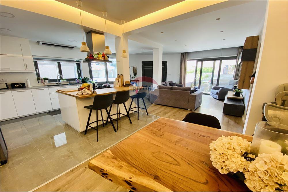 Residential - Semi-Detached House - Limassol City Center, Limassol - CY - 1 - 480031152-189