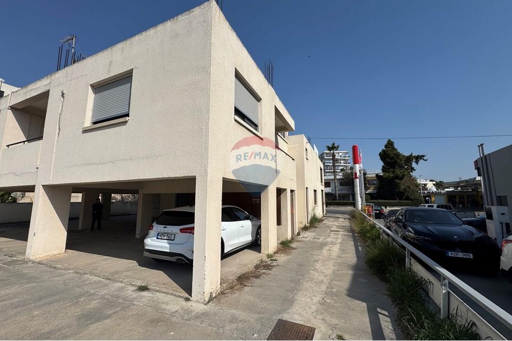 Commercial - Building - Larnaca Municipality, Larnaca - CY - IMG_0710.jpg - 480091017-325