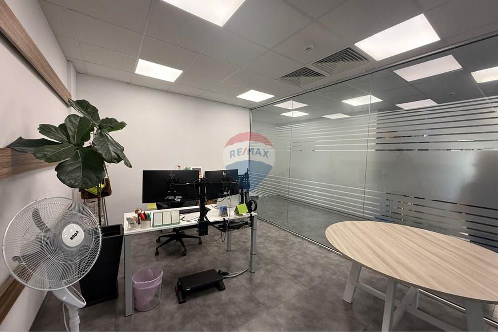 Commercieel - Büro - Agios Athanasios, Limassol - CY - WhatsApp Image 2025-10-24 at 13.57.45 (3).jpeg - 480031017-1751