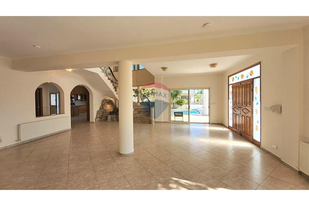 Prédio Habitacional - Vila - Agios Athanasios, Limassol - CY - 20251117_122838.jpg - 480031025-448