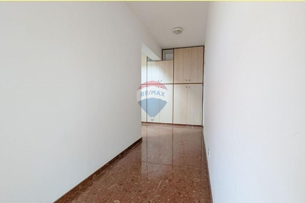 Residential - House - Zoopigi, Limassol - CY - closet.JPG - 480031028-6689