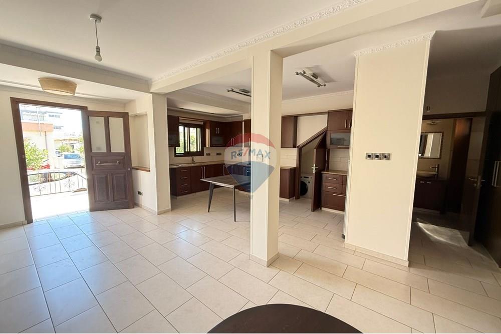 Résidentiel - Maison jumelée - Limassol City Center, Limassol - CY - WhatsApp Image 2025-10-13 at 4.06.40 PM (1).jpeg - 480031152-170