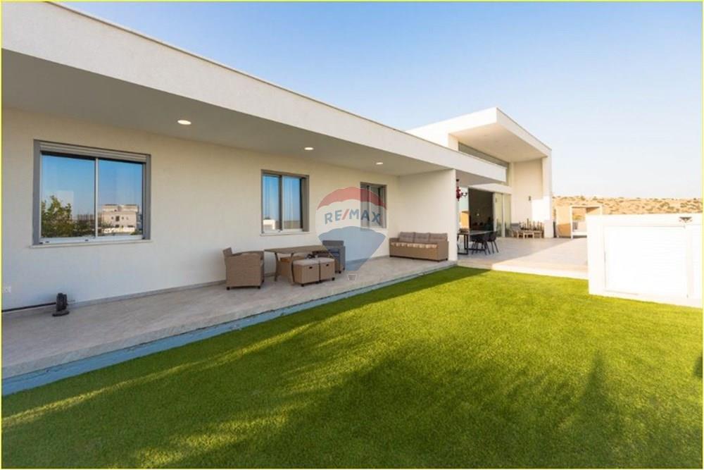 Prédio Habitacional - Casa - Germasoyia, Limassol - CY - GARDEN 2.JPG - 480031028-6593