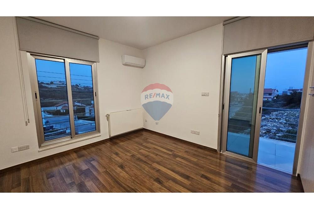 Prédio Habitacional - Casa - Germasoyia, Limassol - CY - WhatsApp Image 2026-01-12 at 15.48.47 (1).jpeg - 480031017-1799