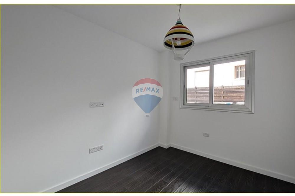 Prédio Habitacional - Casa Semi-destacada - Mesa Geitonia, Limassol - CY - bed.JPG - 480031028-6614