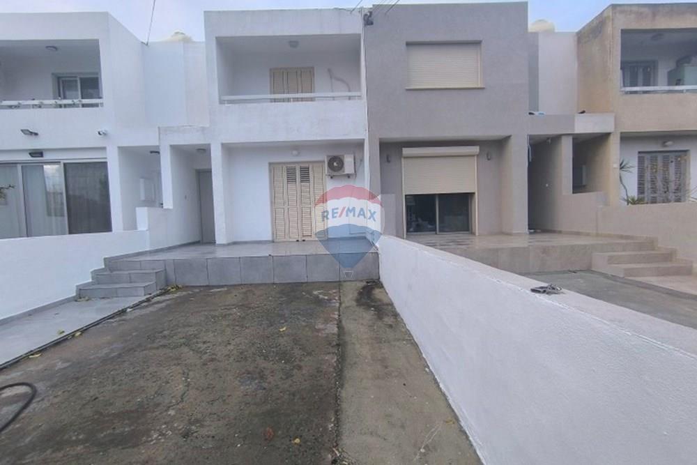 Residential - House - Kato Polemidia Municipality, Limassol - CY - fasade.jpg - 480031146-309