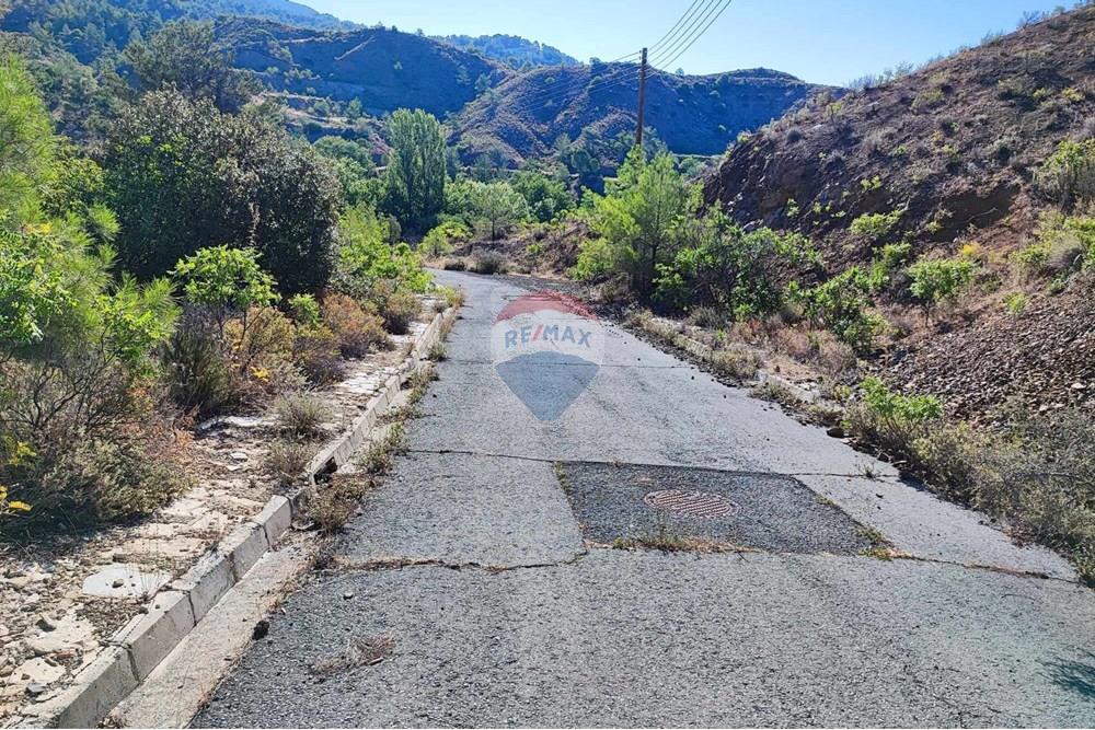 Residential - Zazidljivo zemljišče - Kato Platres, Limassol - CY - 356794214_313578294340398_7164179226379174654_n (2).jpg - 480031071-687