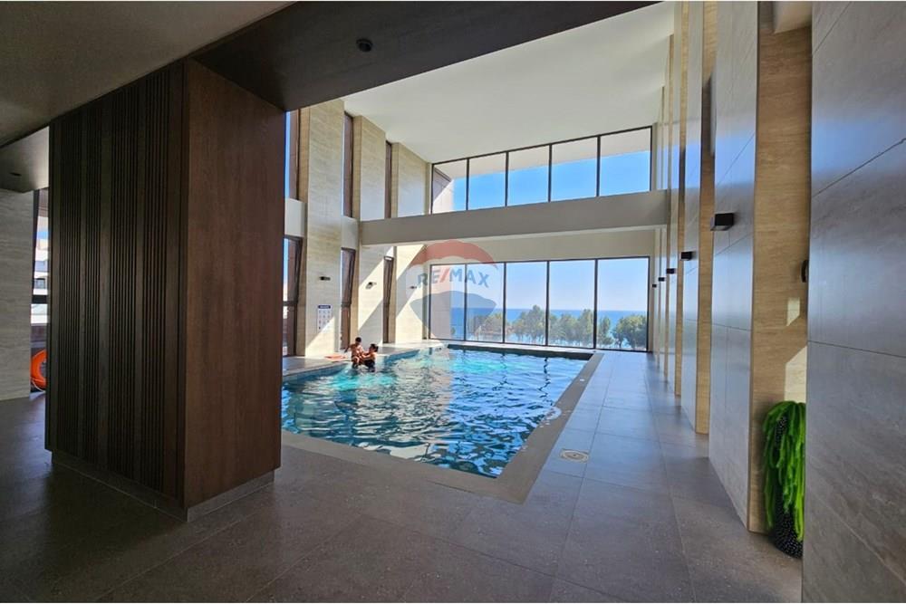 Residencial - Piso - Agios Tychonas, Limassol - CY - indoor pool.jpg - 480031146-305