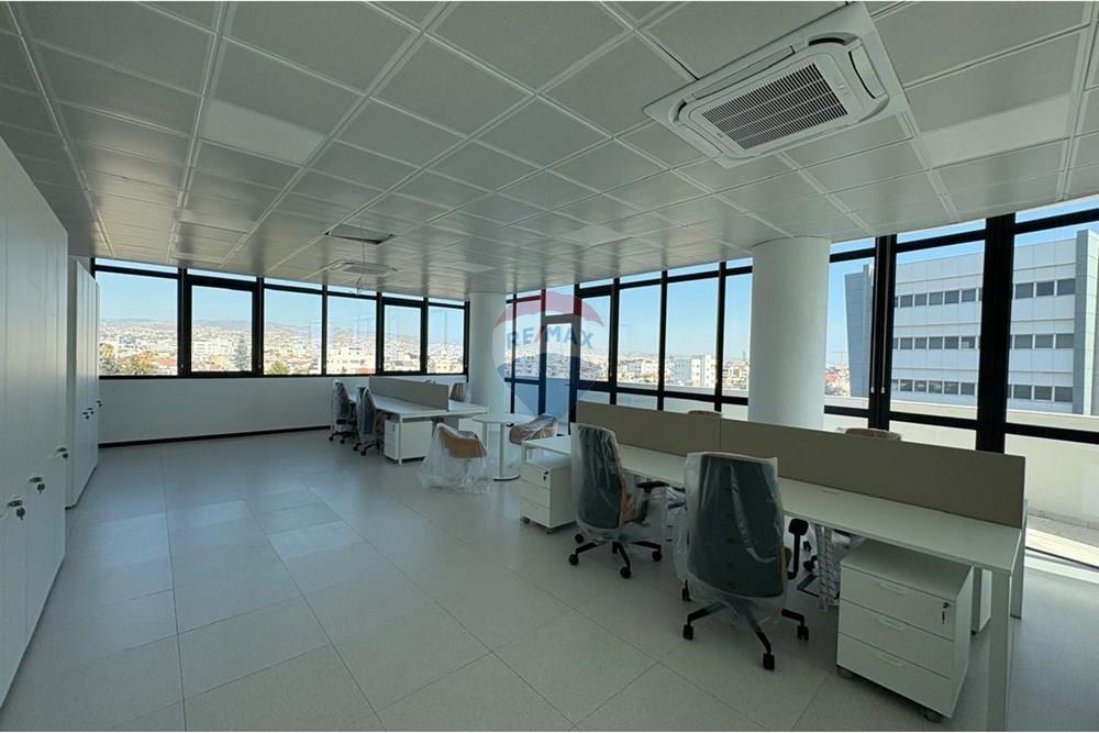 Commercial - Office - Limassol City Center, Limassol - CY - 3df7e4e2-d14a-4dcd-b055-44da55413aaa.jpg - 480031143-188