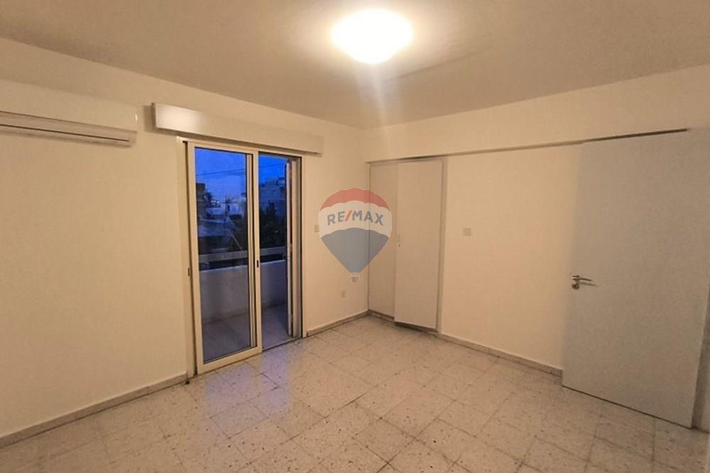 Residential - House - Kato Polemidia Municipality, Limassol - CY - bedroom.jpg - 480031146-309