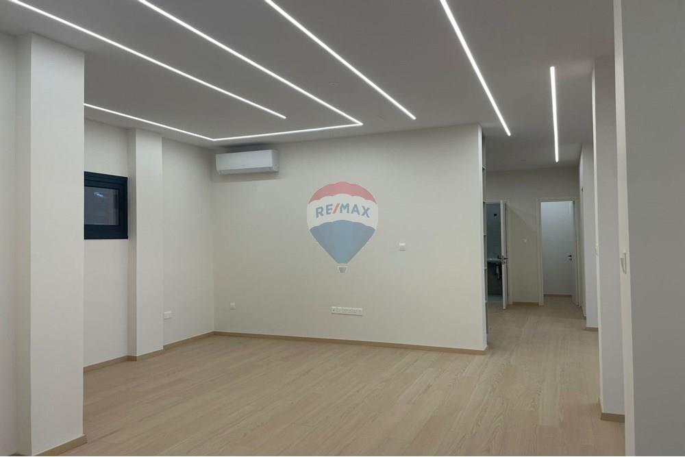 Commercial - Office - Kato Polemidia Municipality, Limassol - CY - WhatsApp Image 2025-12-05 at 17.35.12 (1).jpeg - 480031143-202