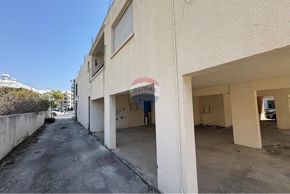 Commercial - Building - Larnaca Municipality, Larnaca - CY - IMG_0711.jpg - 480091017-325
