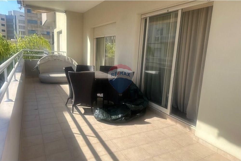 Prédio Habitacional - Apartamento - Limassol City Center, Limassol - CY - VERANDA.jpeg - 480031025-411