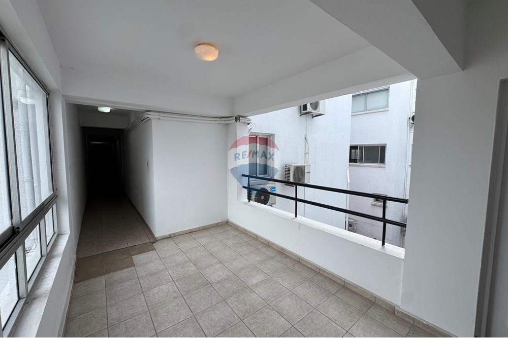 Residential - Whole apartment building - Larnaca Municipality, Larnaca - CY - IMG_0492.jpg - 480091017-292