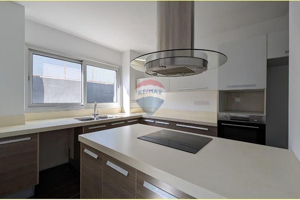 Prédio Habitacional - Casa Semi-destacada - Mesa Geitonia, Limassol - CY - kitchen 2.JPG - 480031028-6614