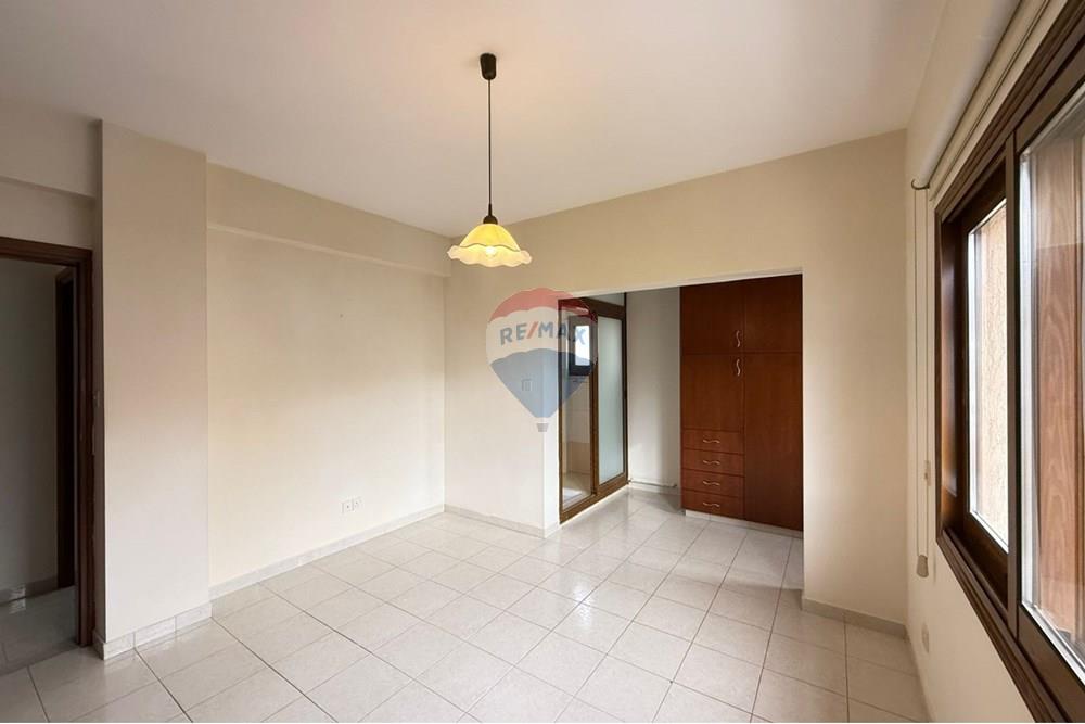 Residential - House - Limassol City Center, Limassol - CY - WhatsApp Image 2025-12-10 at 9.42.49 AM (2).jpeg - 480031152-181