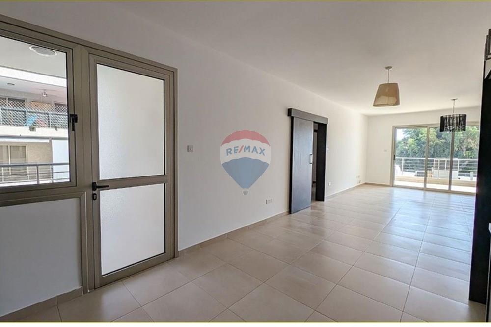 Prédio Habitacional - Apartamento - Ypsonas, Limassol - CY - living 2.JPG - 480031028-6599