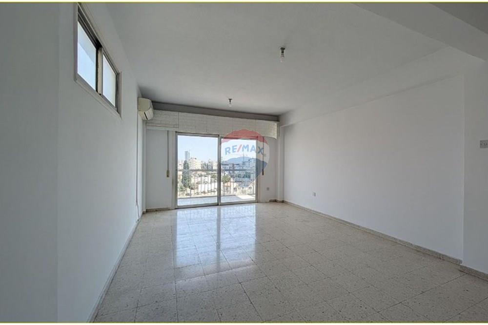 Residential - Stanovanje - Limassol City Center, Limassol - CY - living.JPG - 480031028-6580