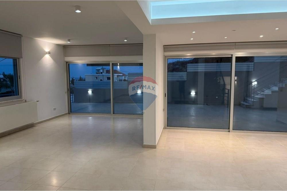 Prédio Habitacional - Casa - Germasoyia, Limassol - CY - WhatsApp Image 2026-01-07 at 16.32.43.jpeg - 480031017-1799