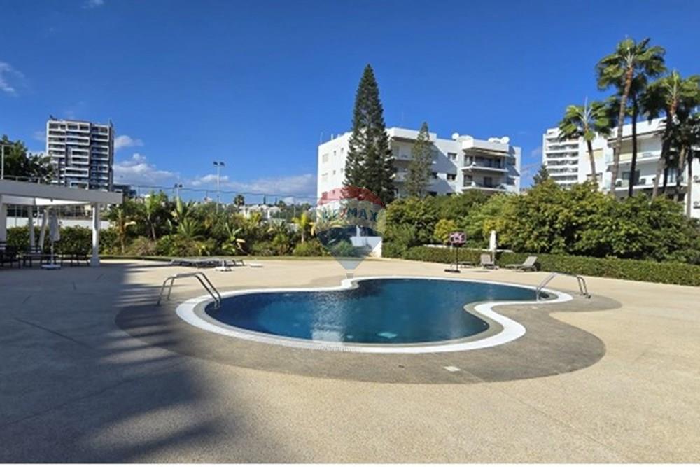 Residential - ਕੌਂਡੋ/ਅਪਾਰਟਮੈਂਟ - Agios Tychonas, Limassol - CY - communal swimming pool.jpg - 480031146-253