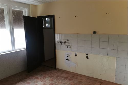 Ipinagbibili-Condo/Apartment-Rače - Fram, Podravje-490151001-1035