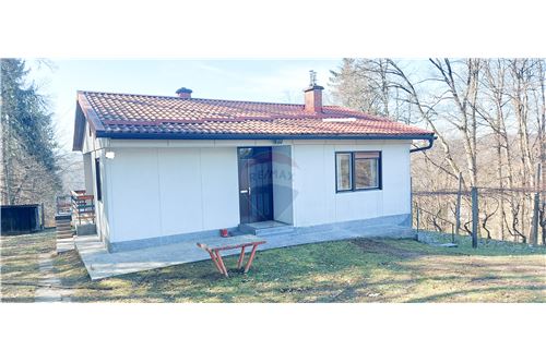 Prodamo-Hiša-Sladki Vrh, Podravje-490321042-313