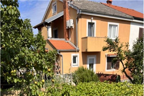 For Sale-Condo/Apartment-Prade, South Primorska region-490111026-51