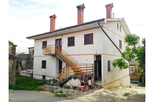 Prodamo-Hiša-Gračišče, Primorska Južna-490111033-7