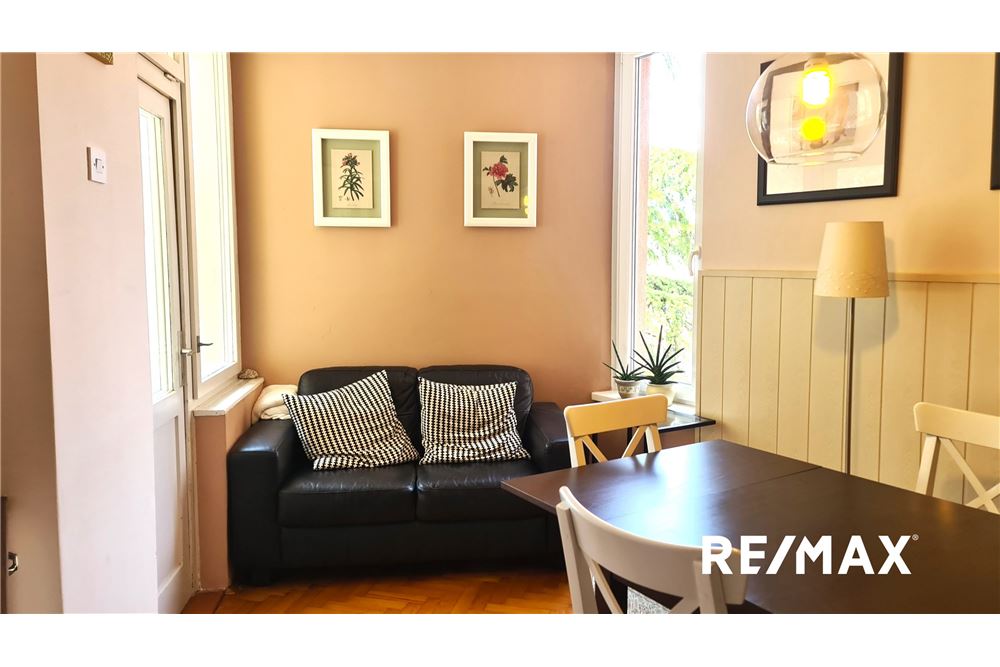 Residential Condo/Apartment Koper, South Primorska region SI 49011102486 , RE/MAX