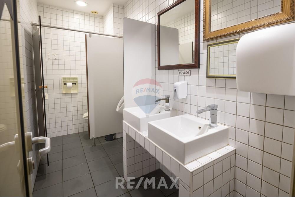 Commercieel - Gastronomie - Maribor, Podravje - SI - Betnavska cesta 122-38.jpg - 490321073-28