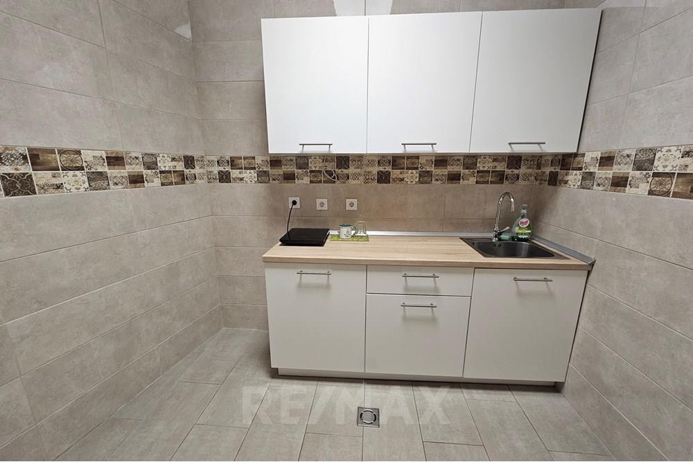 Commercieel - Büro - Maribor, Podravje - SI - 20251202_092407.jpg - 490321044-435