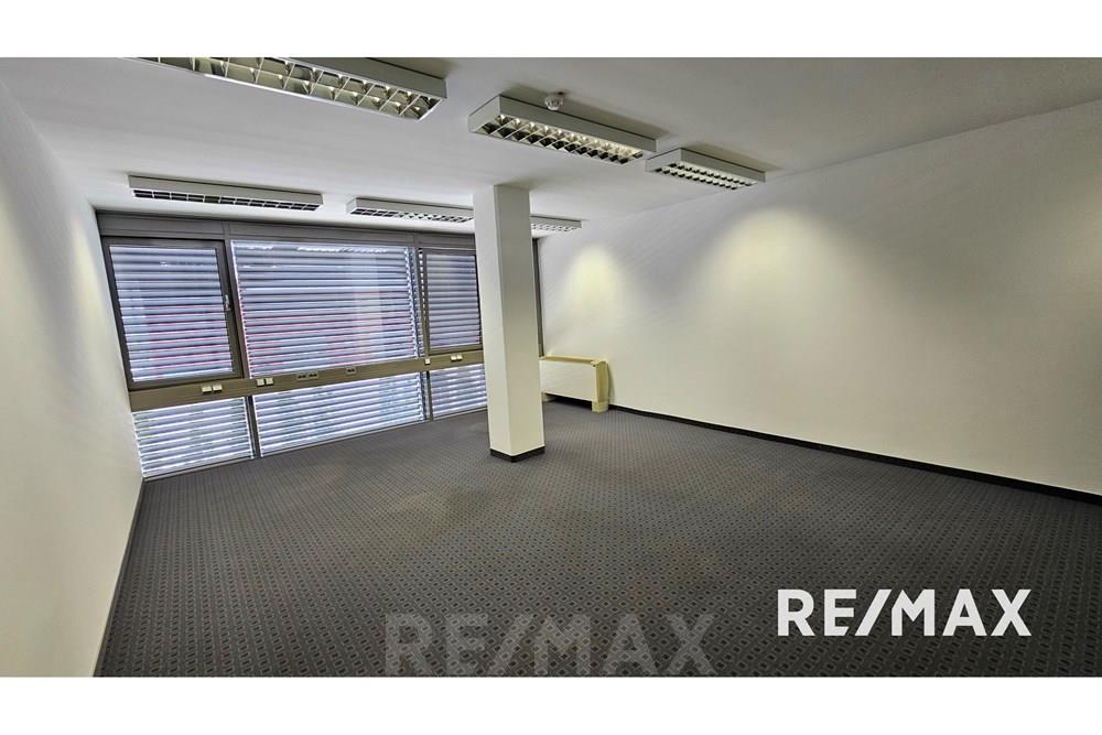 Commercieel - Büro - Slovenska Bistrica, Podravje - SI - 20250703_123209.jpg - 490321054-253