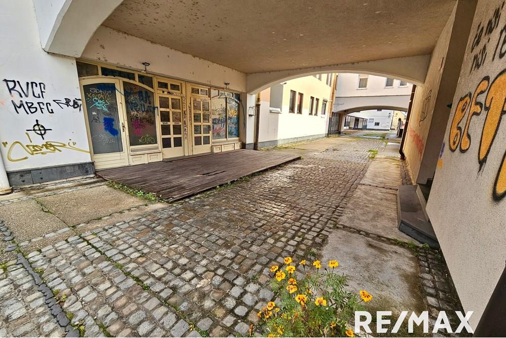 Commercieel - Pub - Maribor, Podravje - SI - 20251126_113932.jpg - 490321044-433