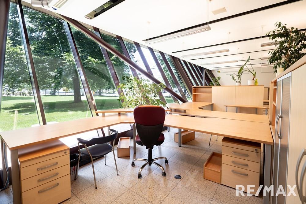 Commercieel - Büro - Maribor, Podravje - SI - REMAX Zagrebška cesta 102-18.jpg - 490321069-163