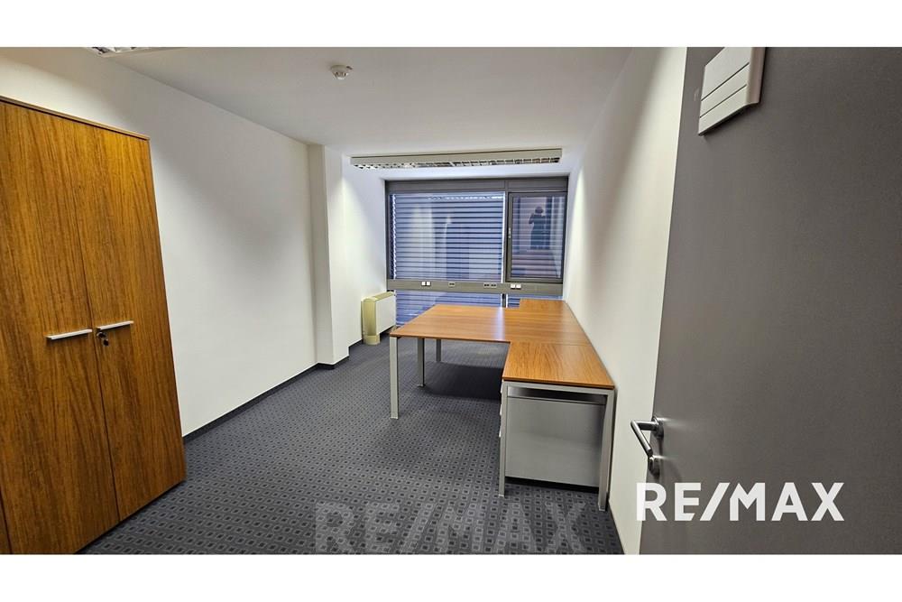 Commercieel - Büro - Slovenska Bistrica, Podravje - SI - 20250703_123142.jpg - 490321054-253