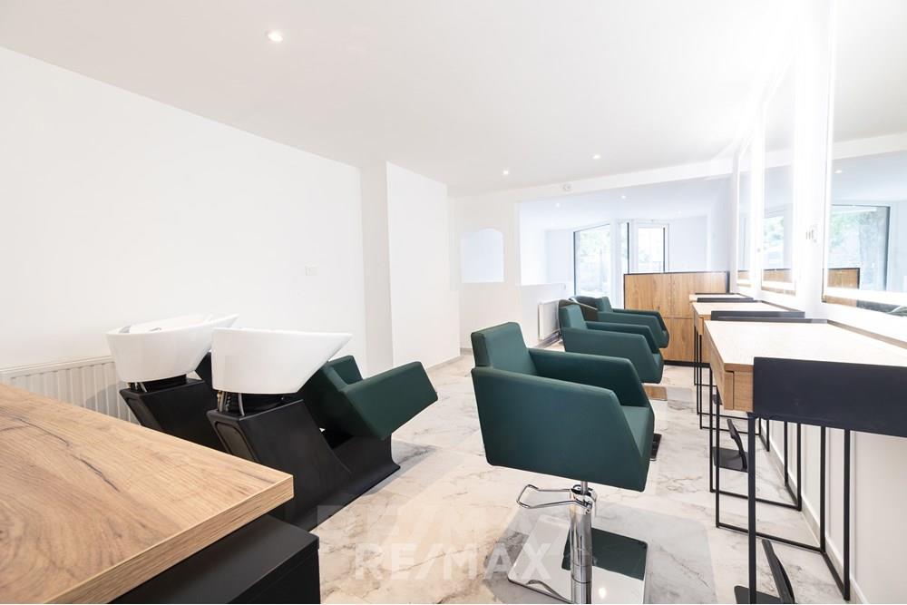 Commercieel - Laden/Einzelhandel - Maribor, Podravje - SI - REMAX Strossmayerjeva 13-13.jpg - 490321067-30