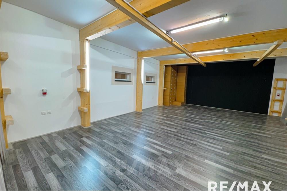 Commercieel - Laden/Einzelhandel - Maribor, Podravje - SI - IMG_6085.jpg - 490321069-159