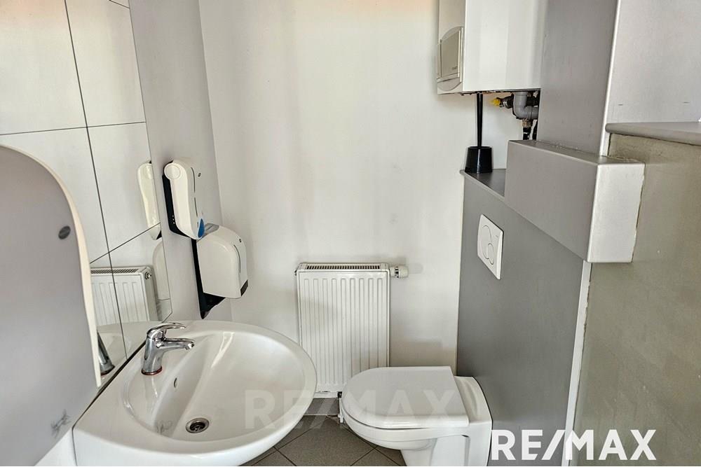 Commercieel - Büro - Maribor, Podravje - SI - 20250526_112158.jpg - 490321044-409