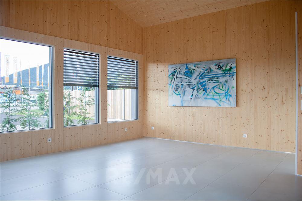 Residencial - Cabaña - Nova Gorica, Primorska Severna - SI - 6 - 490371004-124