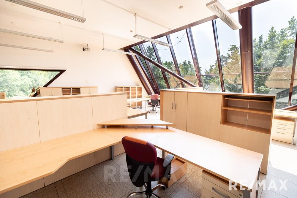 Commercieel - Büro - Maribor, Podravje - SI - REMAX Zagrebška cesta 102-44.jpg - 490321069-163